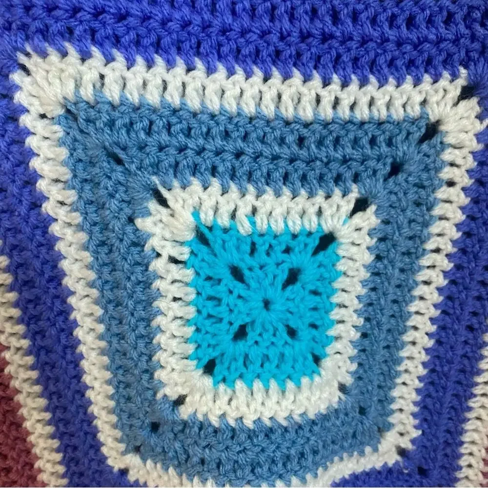 Hand knit centaur mandala multi color rainbow granny square afghan throw blanket